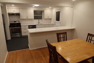 1714 Fair Acres Ave in Pittsburgh, PA - Building Photo - Building Photo