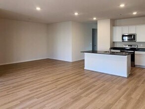 1308 Bates St in Gentry, AR - Building Photo - Building Photo