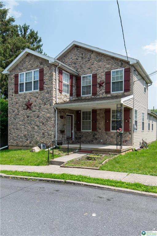 337 E Kleinhans St in Easton, PA - Building Photo - Building Photo