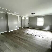 510 S Sycamore St in Fremont, NC - Building Photo - Building Photo