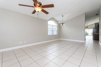 2724 Burwood Ave in Orlando, FL - Building Photo - Building Photo
