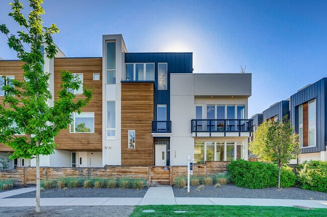 property at 1725 King St