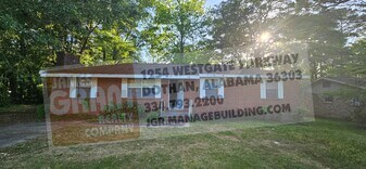 306 Mustang Dr in Dothan, AL - Building Photo