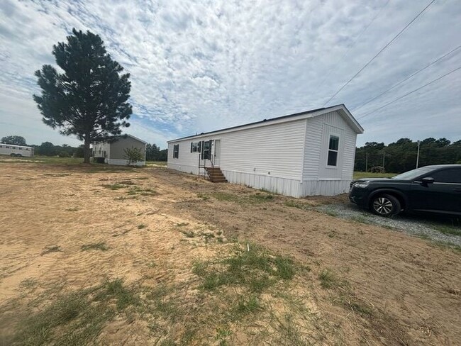 property at 160 Rosewood Ave