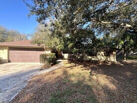12429 Sunshine Dr in Clermont, FL - Building Photo
