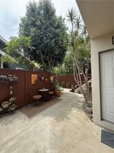 2851 E Vista St in Long Beach, CA - Building Photo - Building Photo