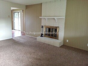 1645 Carlton St in Eugene, OR - Building Photo - Building Photo