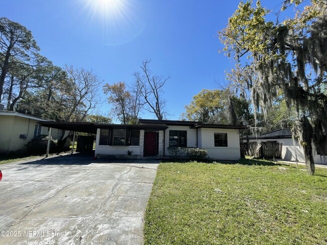 property at 5258 Janice Cir S