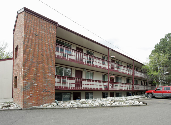 Aspen Leaf Apartments in Arvada, CO - Building Photo - Building Photo