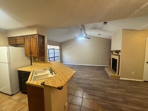 588 Hollow Wood Rd in Montgomery, AL - Building Photo - Building Photo
