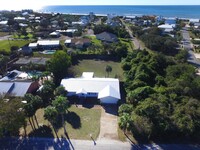 139 Downing St in Panama City Beach, FL - Foto de edificio - Building Photo