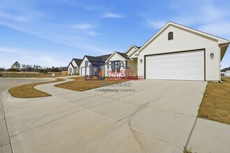 200 High Rdg Ct in Godley, TX - Building Photo - Building Photo