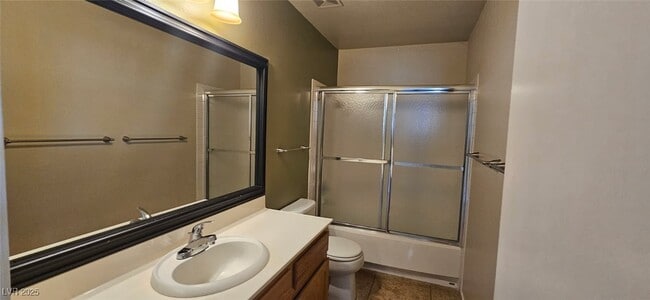 property at 1652 N Sand Canyon Dr