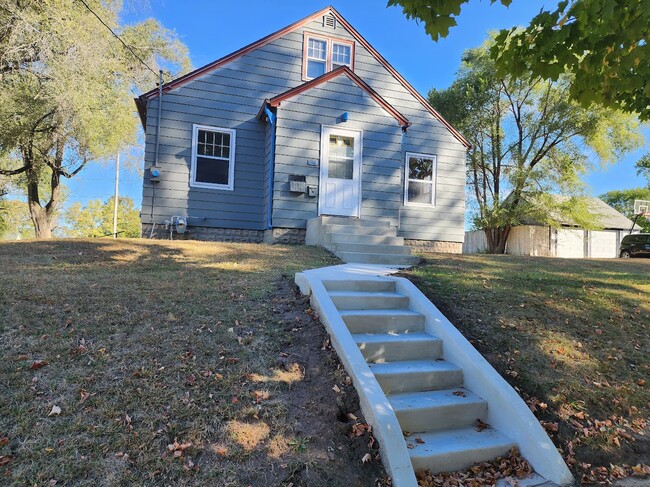 property at 401 Charles St