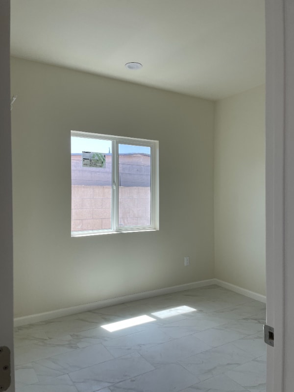 918 N Maple St in Anaheim, CA - Building Photo - Building Photo