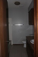 4033 Locust Dr in Midwest City, OK - Building Photo - Building Photo
