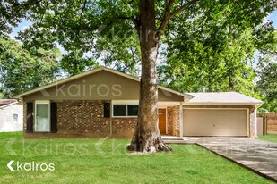 25625 Chestnut Ln in Splendora, TX - Building Photo