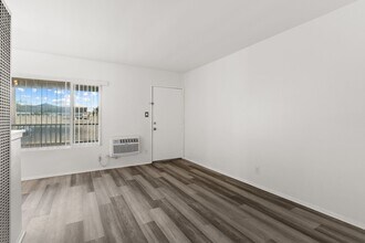 12602 Kensington Ln in Garden Grove, CA - Building Photo - Building Photo