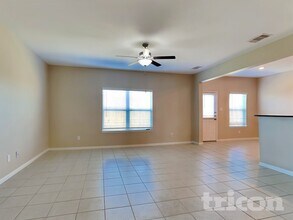 401 Palomino Stand Dr in La Marque, TX - Foto de edificio - Building Photo