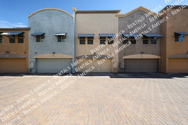 1406 W Main St in Mesa, AZ - Foto de edificio - Building Photo