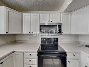 817 Country Club Dr in Stansbury Park, UT - Building Photo - Building Photo