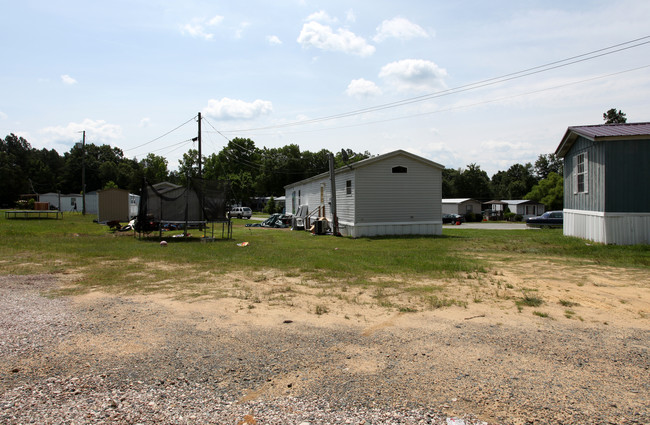 Duke Forest Mobile Home Park in Durham, NC - Building Photo - Building Photo