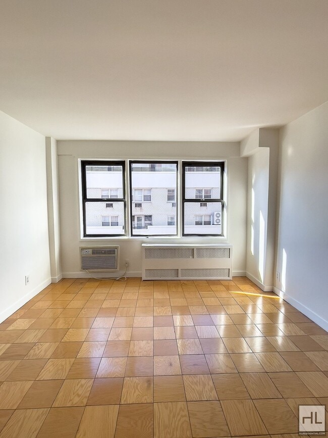 property at 236 E 36th St