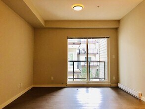 13768-13108 310 in Surrey, BC - Building Photo - Building Photo