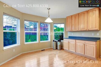 22581 NE 96th St in Redmond, WA - Building Photo - Building Photo