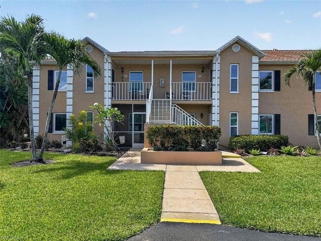 property at 1950 W Crown Pointe Blvd