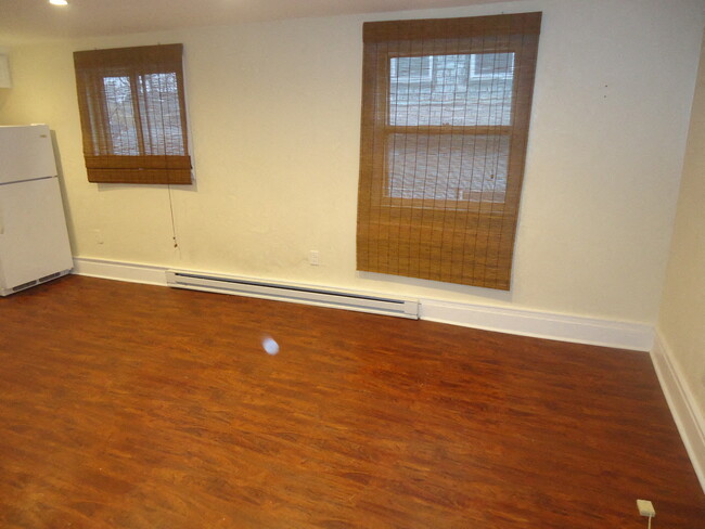 326 Elmwood Avenue Apartments in Buffalo, NY - Building Photo - Building Photo