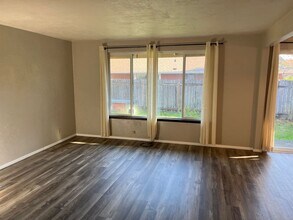 2409 NW Havengreen Pl in Corvallis, OR - Building Photo - Building Photo