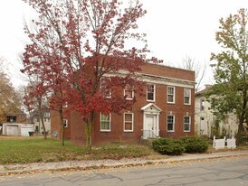 1140 Oak St in Columbus, OH - Building Photo
