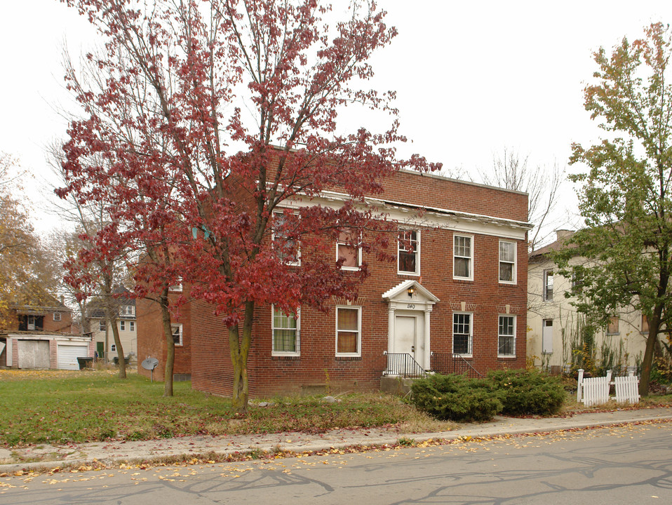 1140 Oak St in Columbus, OH - Foto de edificio