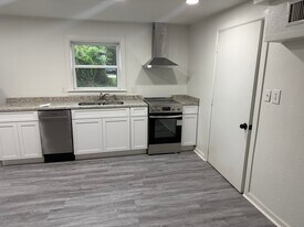 1412 Dauphin Ln, Unit 1 in Orlando, FL - Building Photo