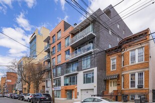 869 57th St in Brooklyn, NY - Building Photo