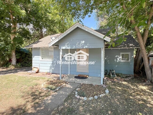 property at 24 E 5th Ave