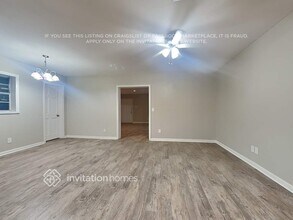 2523 Lake Ellen Ln in Tampa, FL - Building Photo - Building Photo