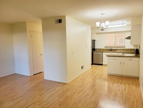 3148 Middlefield Rd in Palo Alto, CA - Building Photo - Building Photo