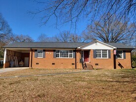 160 Coulwood Dr in Charlotte, NC - Building Photo