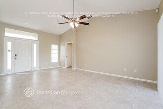 23156 Hillsdale Ave in Port Charlotte, FL - Foto de edificio - Building Photo