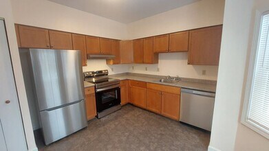 49 Cedar St in Boston, MA - Foto de edificio - Building Photo