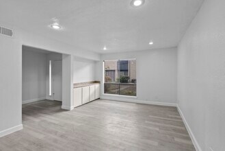 9005 Imogene St in Houston, TX - Building Photo - Building Photo