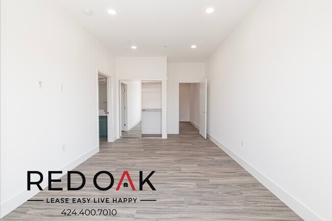 4000 Mont Clair St in Los Angeles, CA - Building Photo - Building Photo