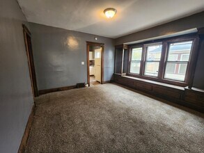 11321 Parkview Ave in Cleveland, OH - Building Photo - Building Photo