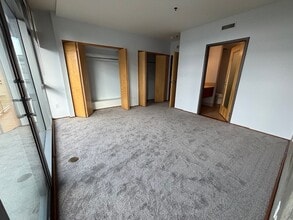 1221 SW 10th Ave, Unit Eliot Condo in Portland, OR - Foto de edificio - Building Photo