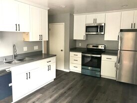 22774 4th St in Hayward, CA - Building Photo