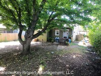 1709 Oakwood Ave photo'