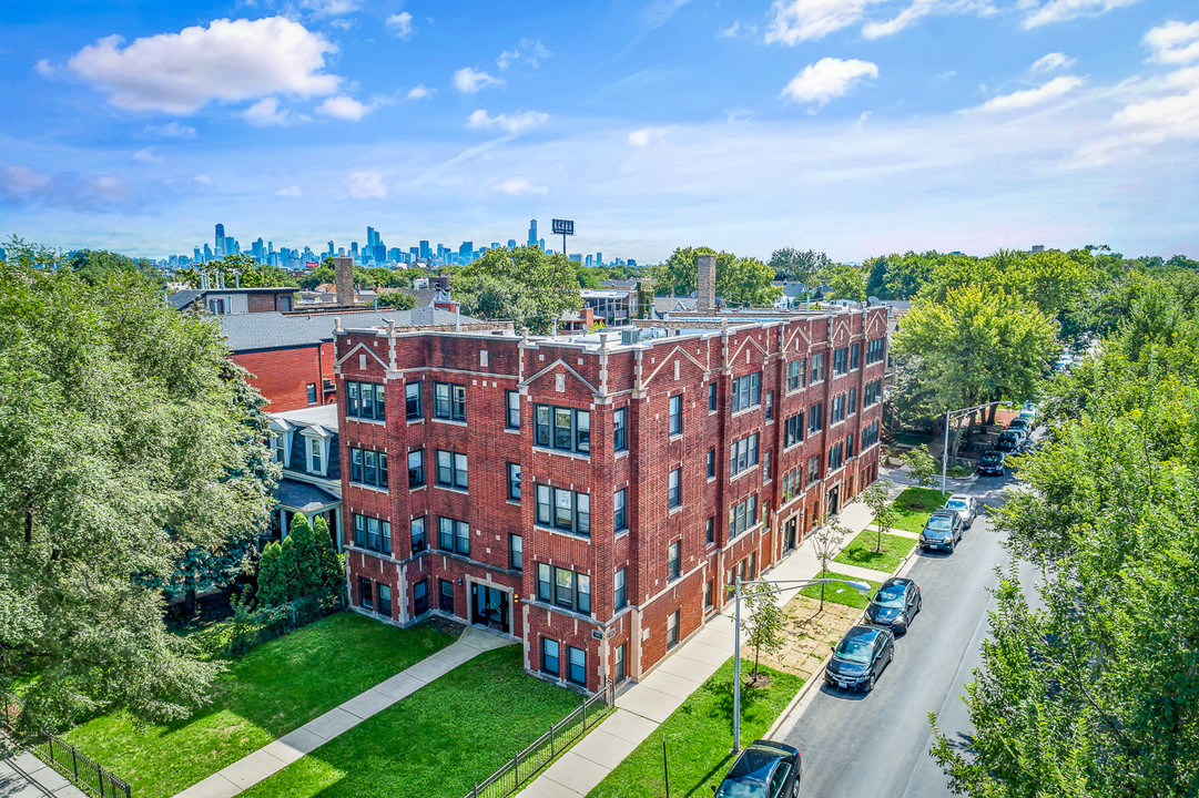 2535-41 N. Campbell in Chicago, IL - Building Photo