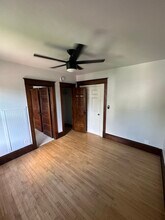 1819 4th St NE, Unit 2 in Minneapolis, MN - Building Photo - Building Photo